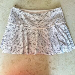 LuluLemon Skirt with shorts